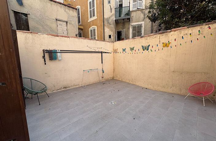 Immeuble Marseille 4 pièce(s) 154 m2 — photo 2