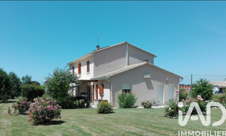Maison 9 Pièces 240 m² à vendre à Polignac (17210)