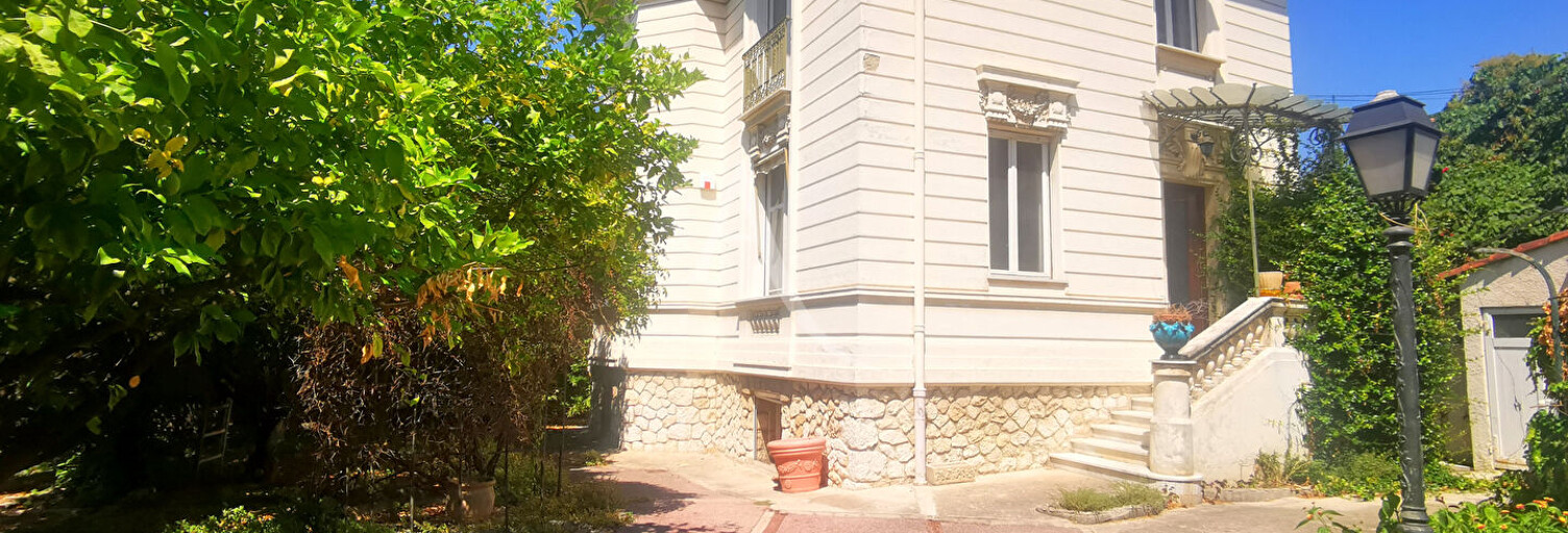 Maison 6 Pièces 169 m² à vendre à Nice (06100)