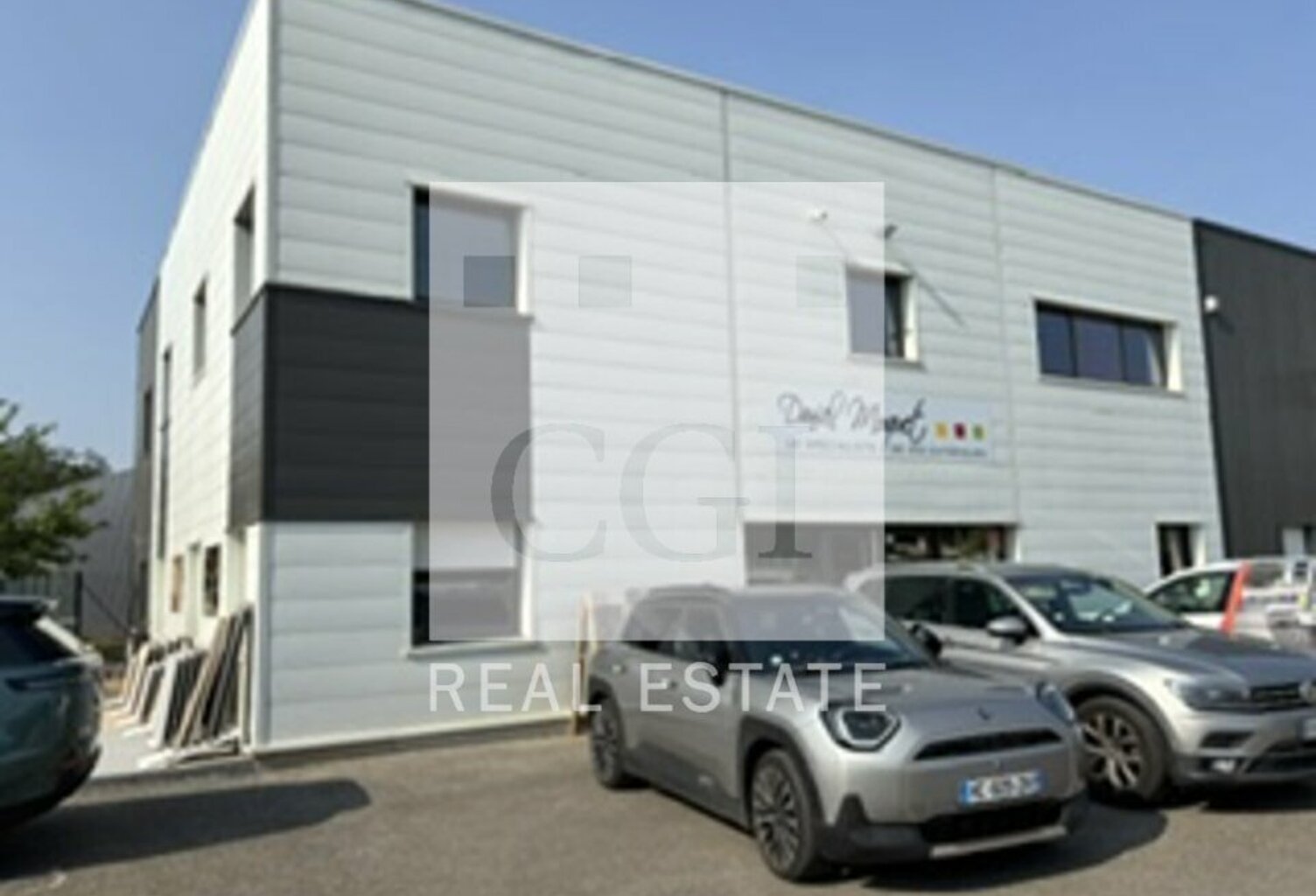 BUREAUX à LOUER — photo 1