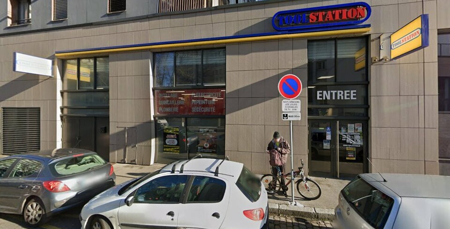 LOCAL COMMERCIAL à LOUER — photo 1