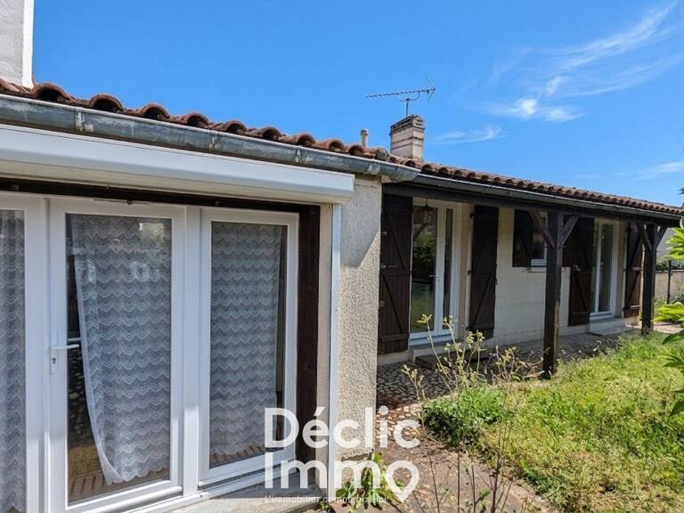 Pavillon 107m² Ruelle sur Touvre — photo 1