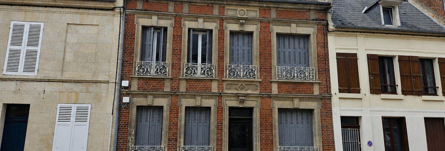 Maison 8 Pièces 176 m² à vendre à Noyon (60400)