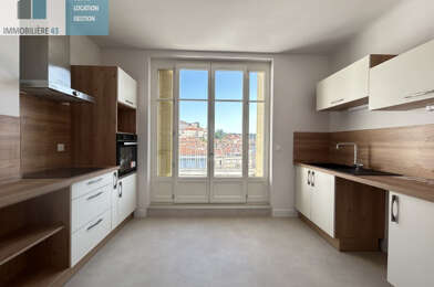 Appartement 3 pièces 743 €