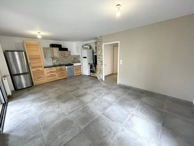 Bayonne, Appartement 3 pièces de 63 m2 avec terrasse de 33m2 et parking — photo du bien