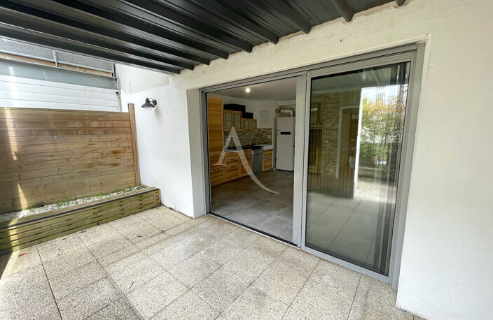 Bayonne, Appartement 3 pièces de 63 m2 avec terrasse de 33m2 et parking — photo 2