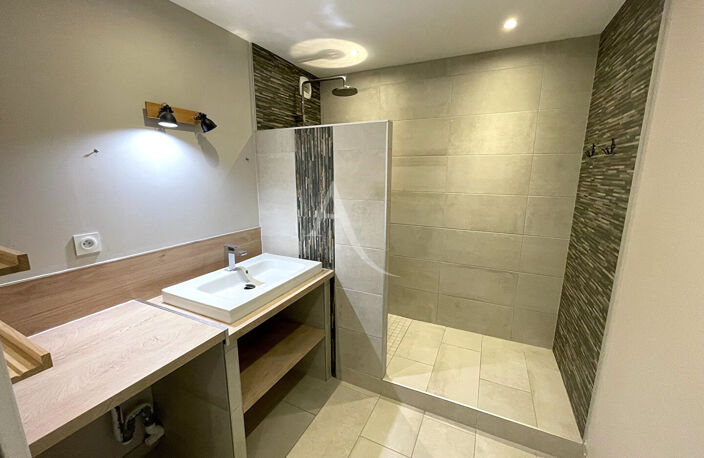 Bayonne, Appartement 3 pièces de 63 m2 avec terrasse de 33m2 et parking — photo 5