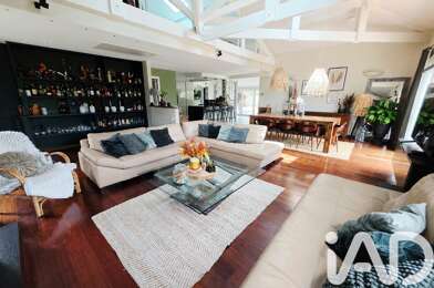 Maison 8 pièces 598000 €
