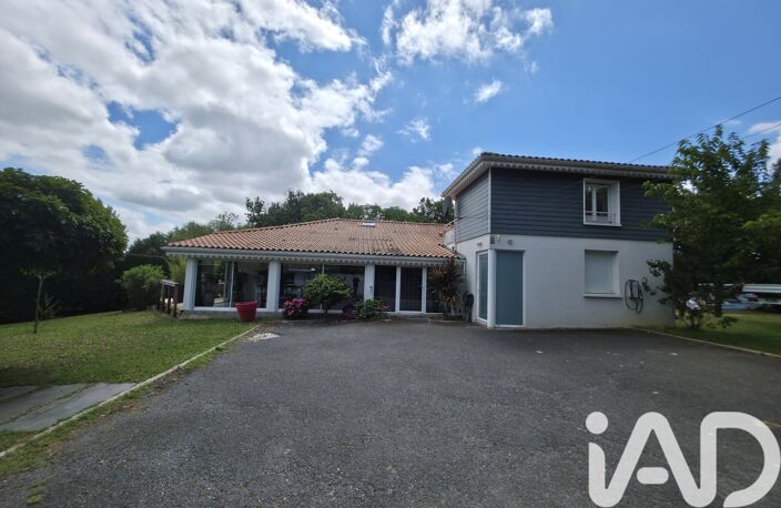 Vente Maison/villa 8 pièces — photo 3