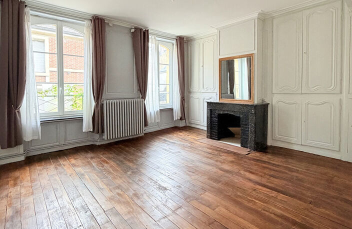 APPARTEMENT AVEC EXTERIEUR 5 PIECE(S) 140 M² - HYPER CENTRE — photo 5