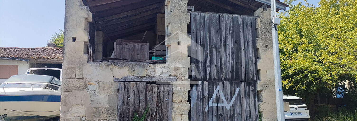 Maison 10 Pièces 137 m² à vendre à Saugon (33920)