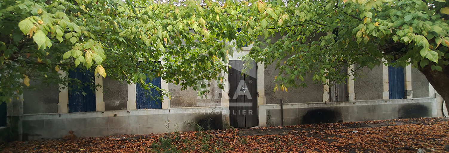 Maison 10 Pièces 137 m² à vendre à Saugon (33920)