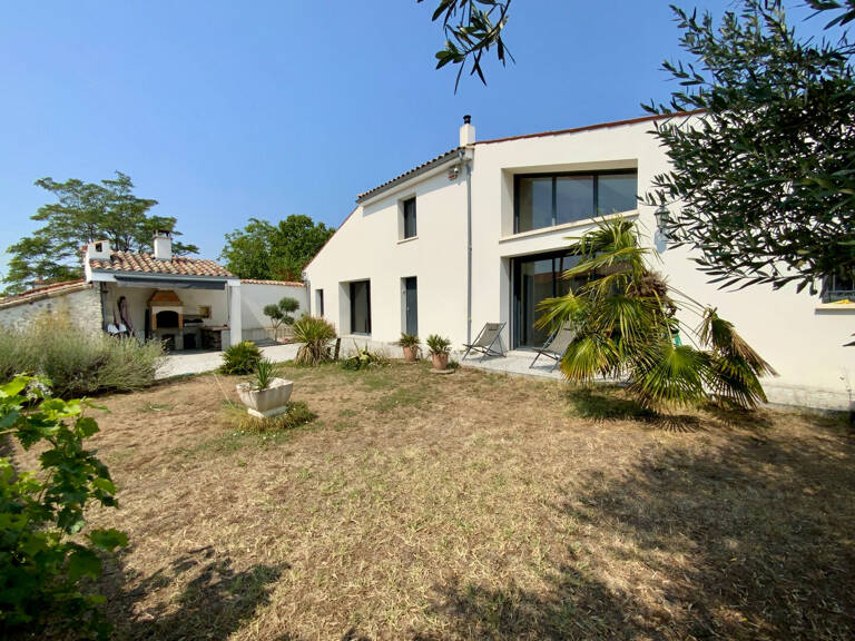 Maison à Tugéras-Saint-Maurice 5 pièces 159 m2 — photo 1