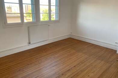 Appartement 3 pièces 728 €