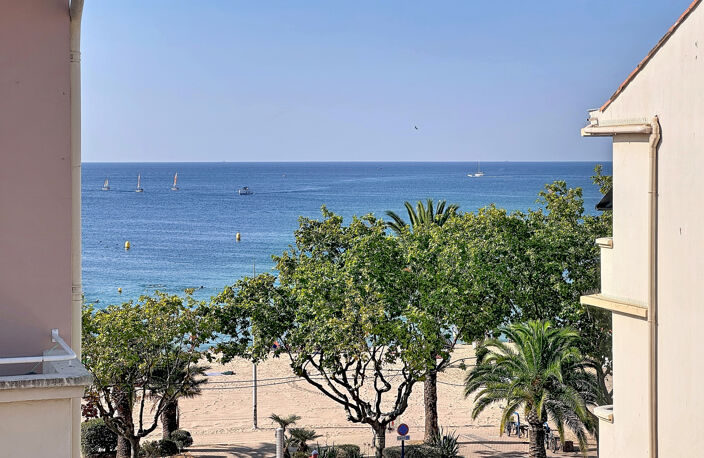 VENTE - DUPLEX - FREJUS PLAGE - DERNIER ETAGE - VUE MER — photo 4