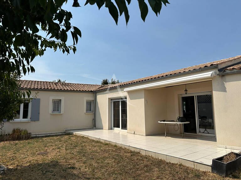 Maison de plain-pied avec garage , Confort et fonctionnalité — photo 1