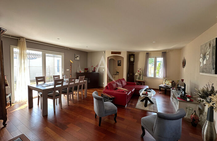 Maison de plain-pied avec garage , Confort et fonctionnalité — photo 3