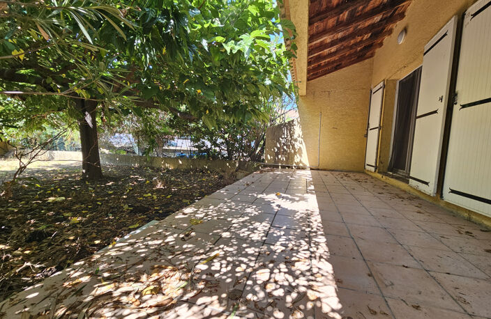 villa P4 AIGUES-MORTES avec garage — photo 2