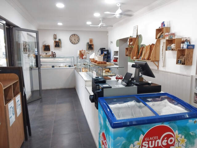 MURS COMMERCIAUX OCCUPES HYERES — photo du bien