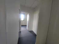 Bureaux climatisés 65 m2 avec parking à LIMAS - sortie A6 S — photo 4
