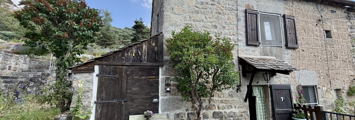Maison 4 Pièces 73 m² à vendre à Peyre en Aubrac (48130)
