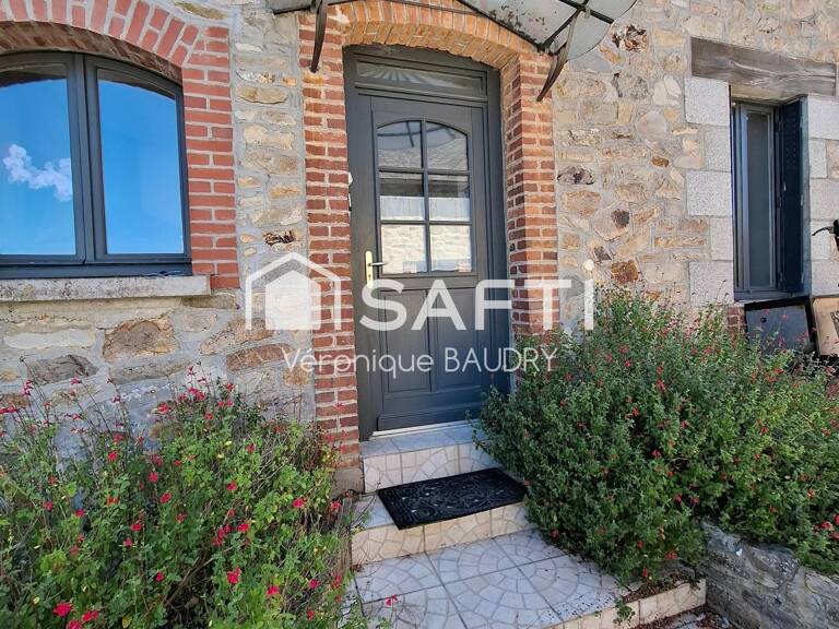 Maison en pierre avec dépendance aménagée et quatre chambres — photo 1