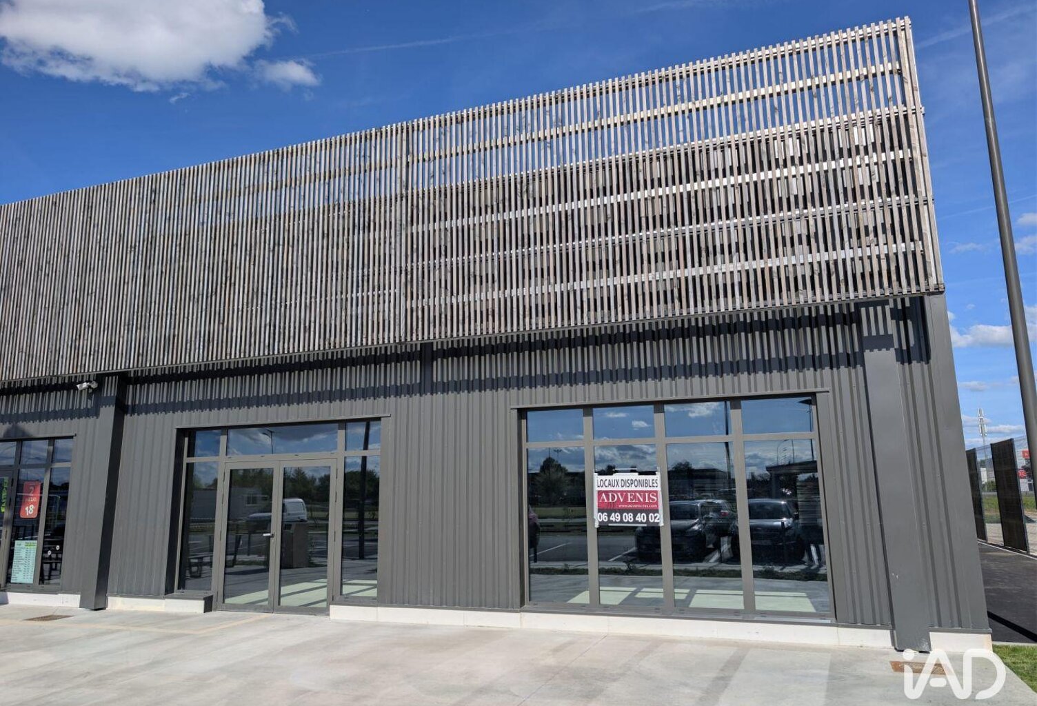 Location Boutique/Local commercial 250 m&sup2; — photo 1