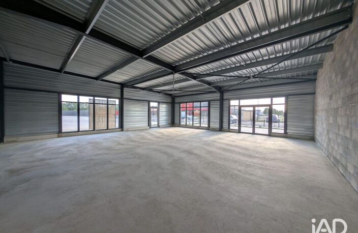 Location Boutique/Local commercial 250 m&sup2; — photo 2