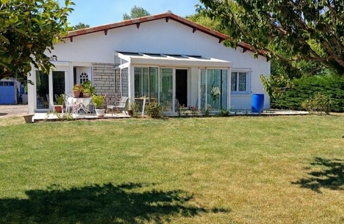 Vente Maison/villa 4 pièces — photo 2