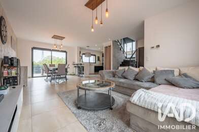 Maison 5 pièces 379000 €