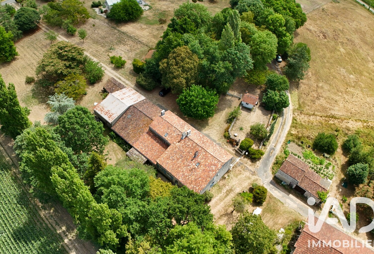 Vente Maison/villa 9 pièces — photo 1