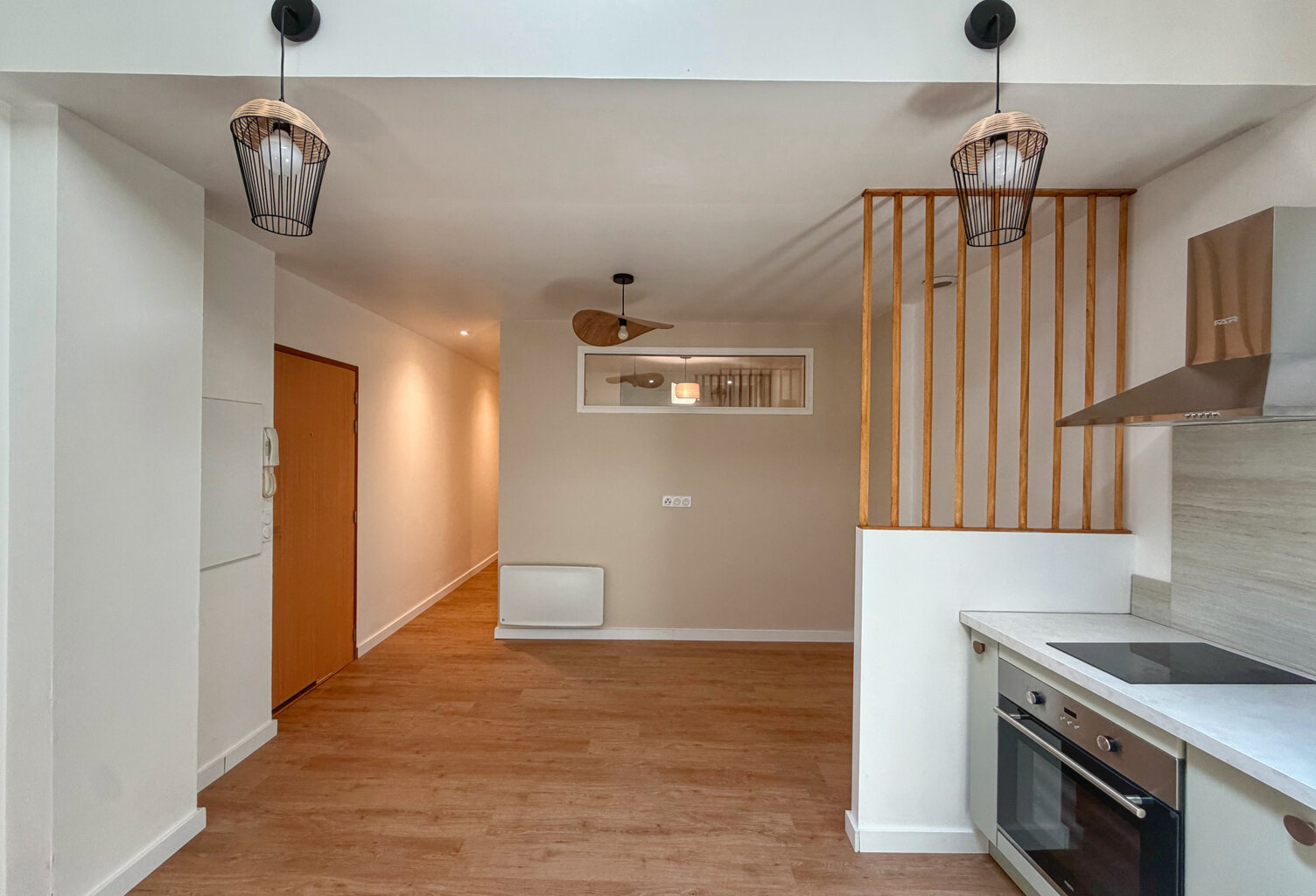 Appartement T2 entièrement rénové au centre ville de Saint J — photo 1