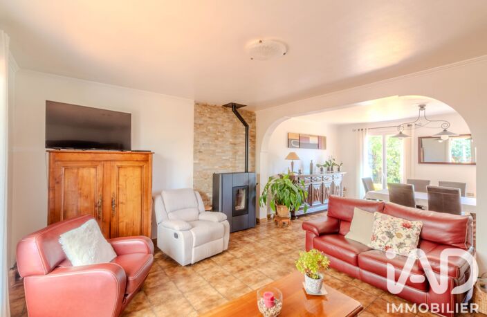 Vente Maison traditionnelle 7 pièces — photo 2