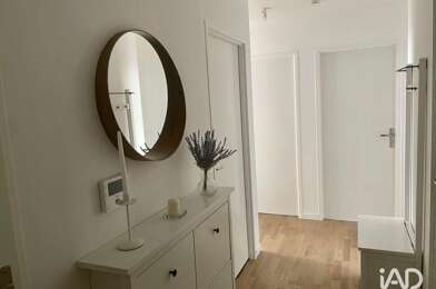 Appartement 4 pièces 2797 €