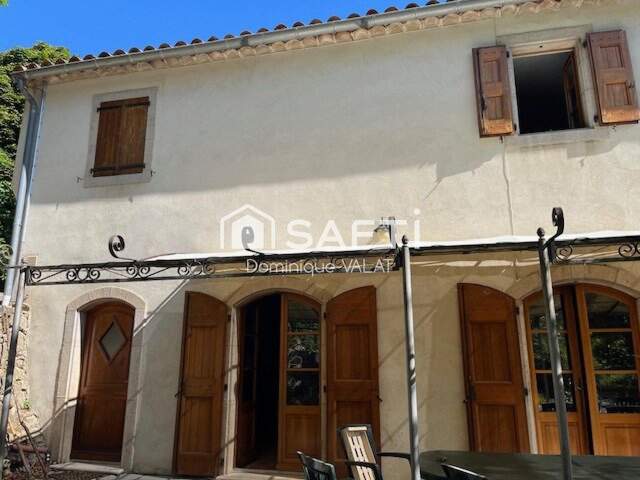 A Soudorgues, joli bâti de ferme entièrement rénové — photo du bien