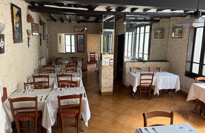 Café-Bar-Restaurant avec logement inclus — photo 4