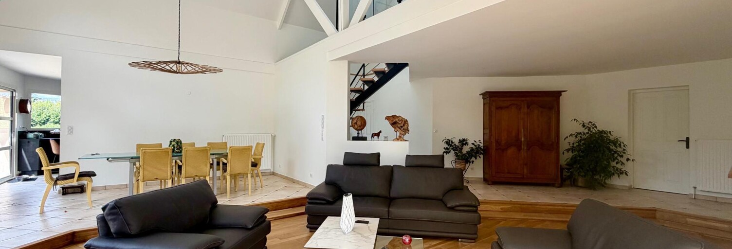Maison 9 Pièces 240 m² à vendre à Saint-Martin-de-Boscherville (76840)