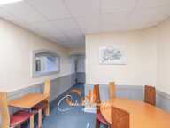 Vaste local commercial en plein coeur de Landivisiau ! — photo 4