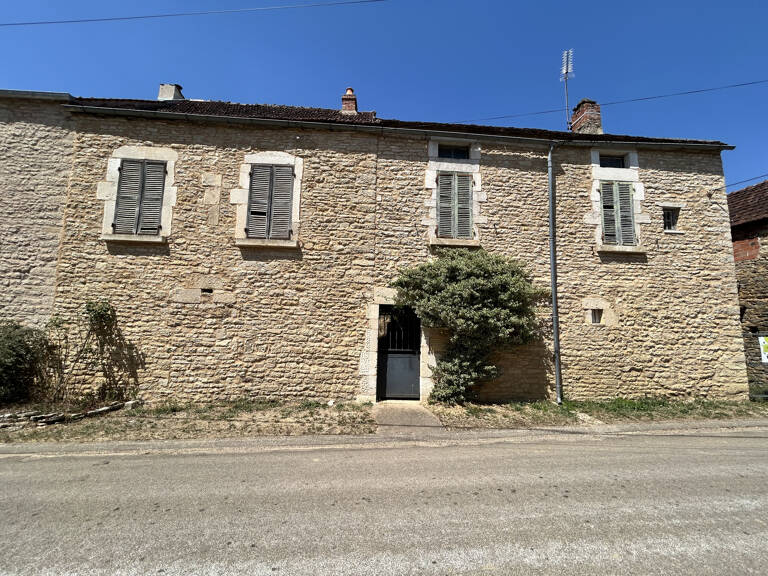 Maison de village à renover — photo 1