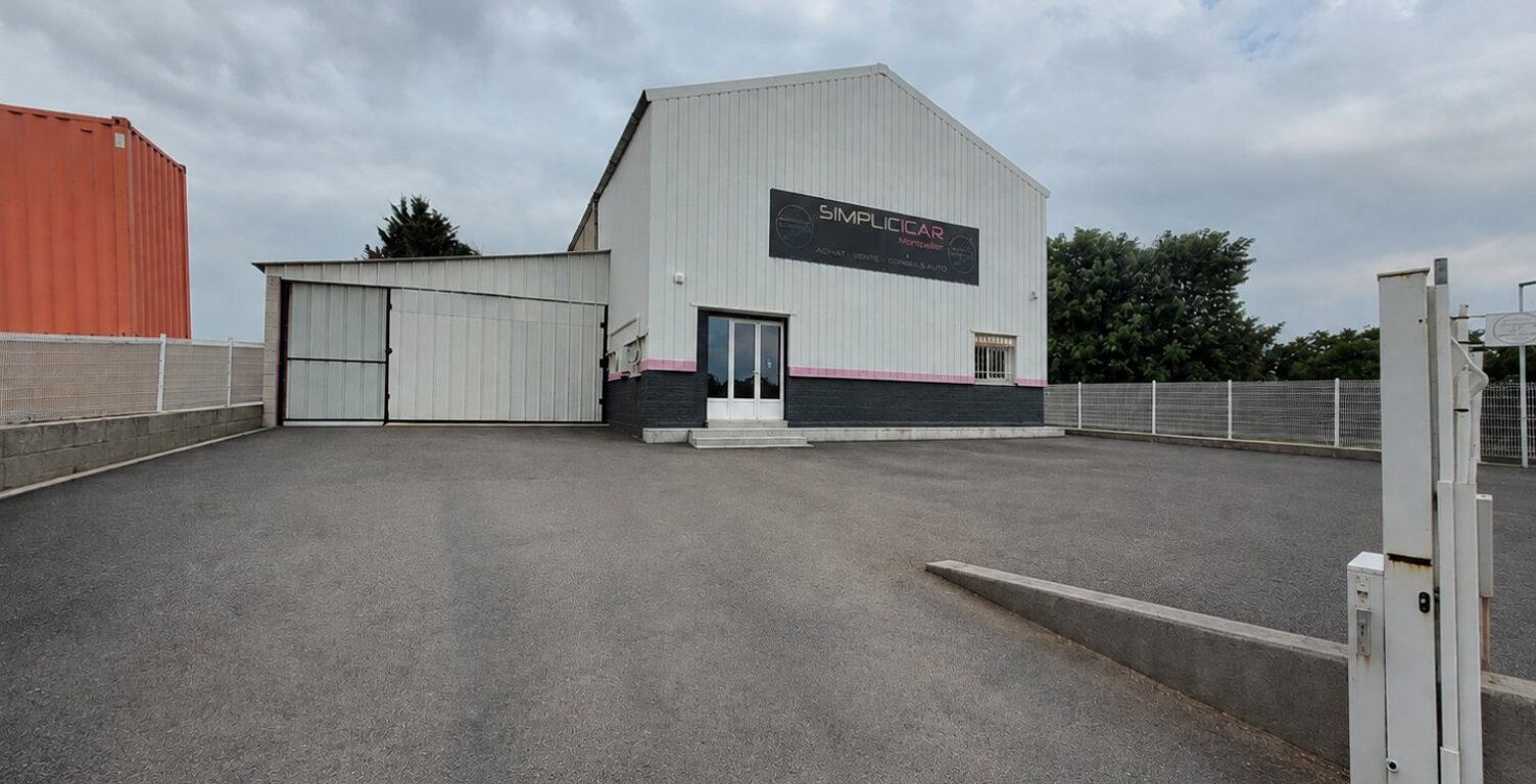 Entrepôts et Bureaux — photo 1