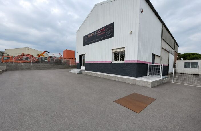 Entrepôts et Bureaux — photo 2