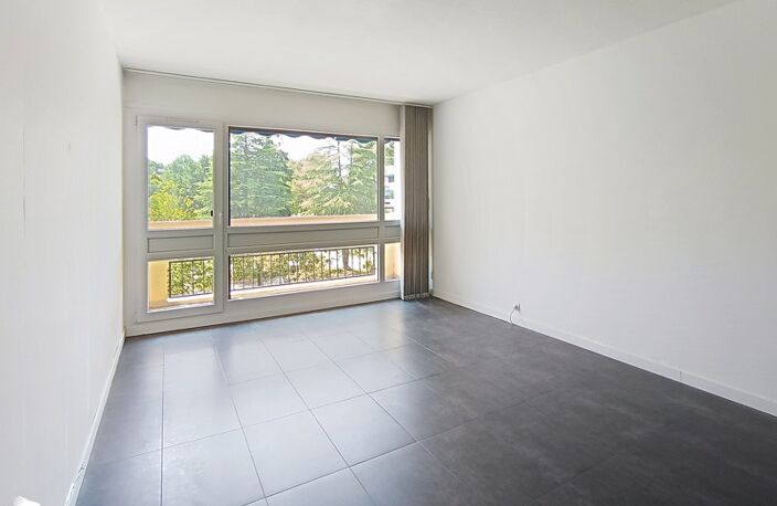Vente appartement 4 pièces 81 m² Pessac (33600) — photo 3