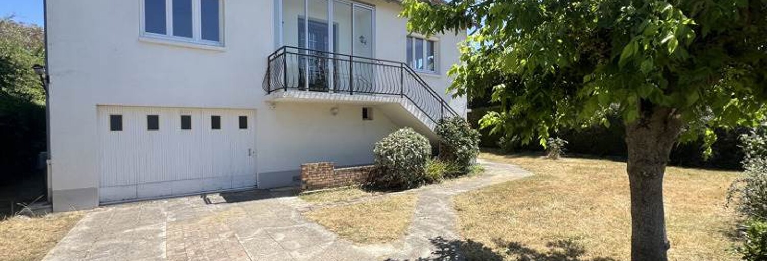 Maison 7 Pièces 214 m² à vendre à Saint-Amand-Montrond (18200)