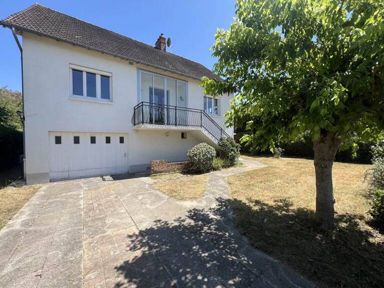 Villa de 7 pièces principales — photo 1
