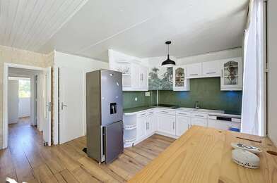 Appartement 3 pièces 155875 €