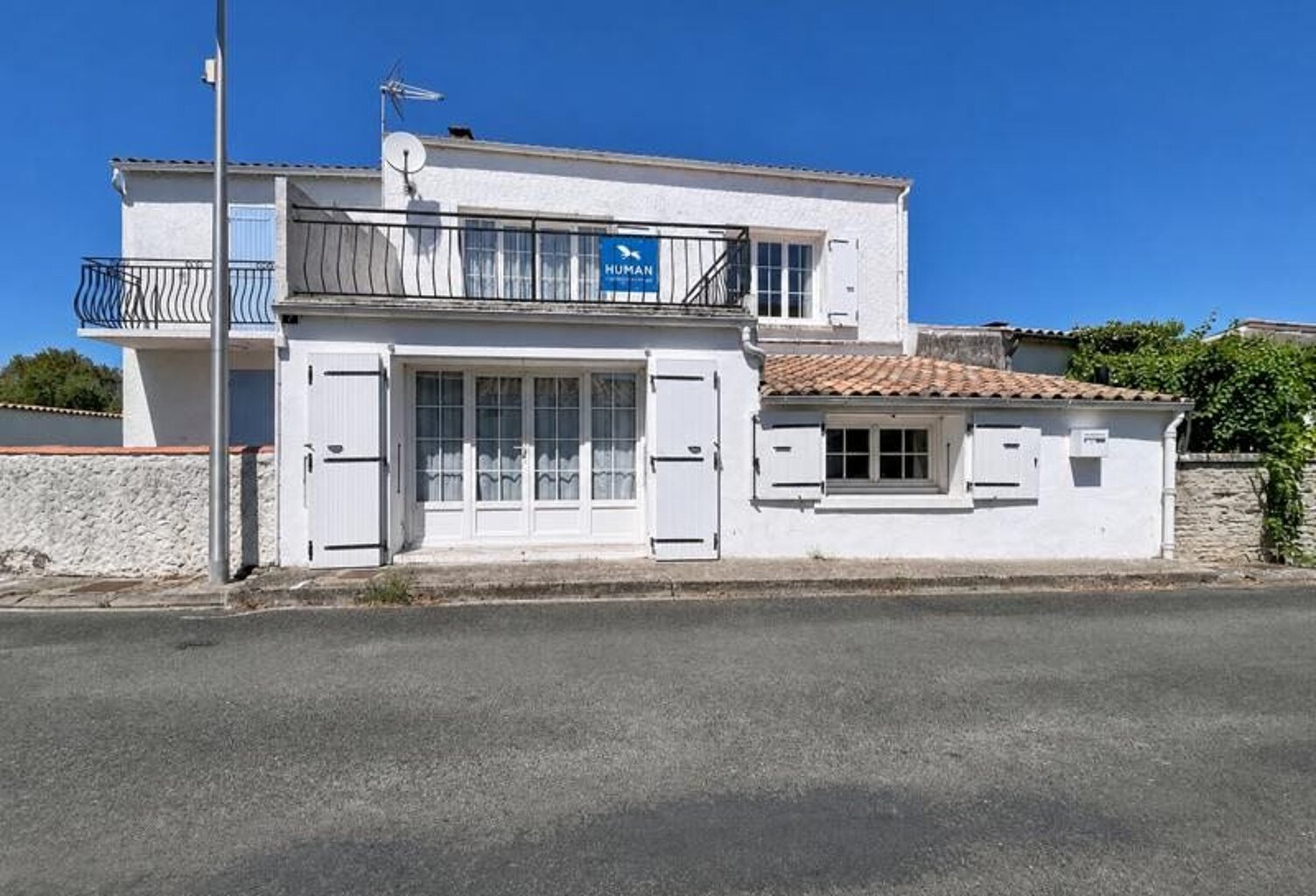 Vente maison 5 pièces 127 m² Saint-Georges-d'Oléron (17190) — photo 1