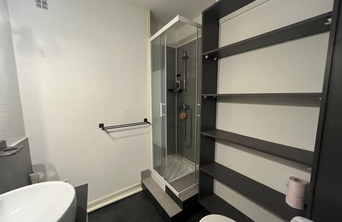 Vente appartement 1 pièce 34 m² Bordeaux (33000) — photo 2