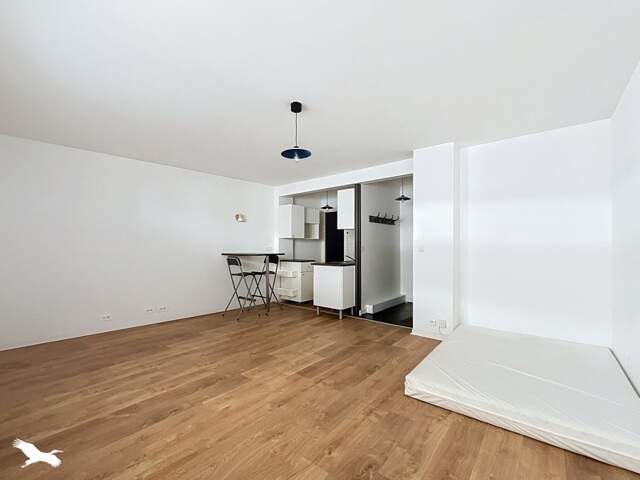 Appartement 1 pièce 33 m² à Bordeaux — photo du bien