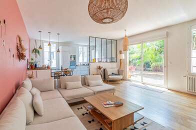 Maison 5 pièces 749484 €