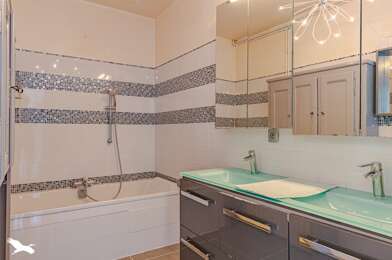 Maison 10 pièces 575850 €